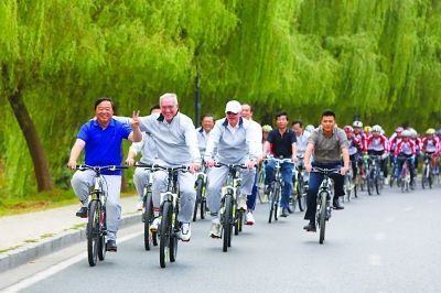 南京将打造千公里自行车道  地铁站公交站将投放公共自行车