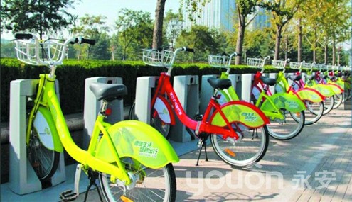 山东潍坊公租自行车频频被点赞  公务员骑车上班时尚style