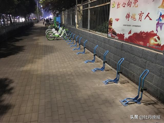 2019年6000辆共享助力单车骑进菏泽-02.jpg