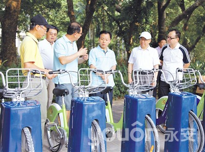珠海：李嘉检查公共自行车租赁系统建设
